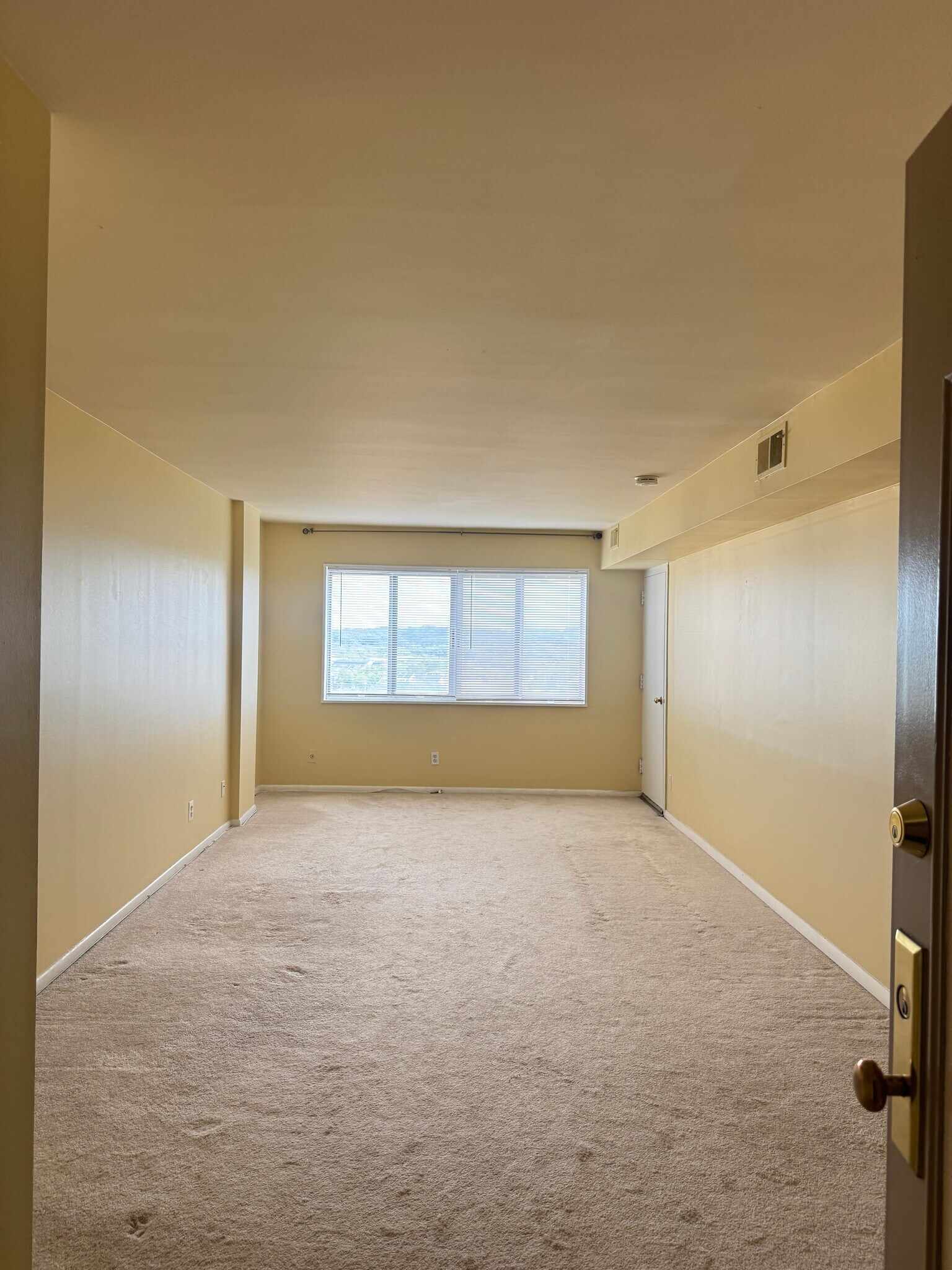 Building Photo - 5340 Holmes Run Pky