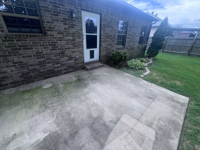 Building Photo - 27 Trinity Drive