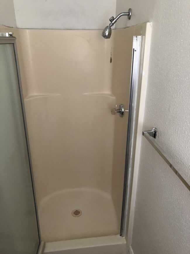 Building Photo - 1715 E Mary Ave