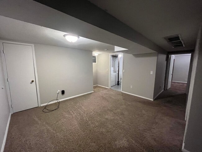 Building Photo - 5044 Martin St