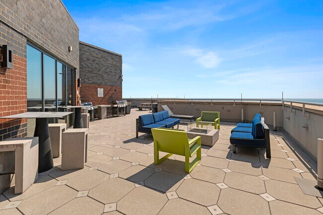 Building Photo - 3660 N Lake Shore Dr