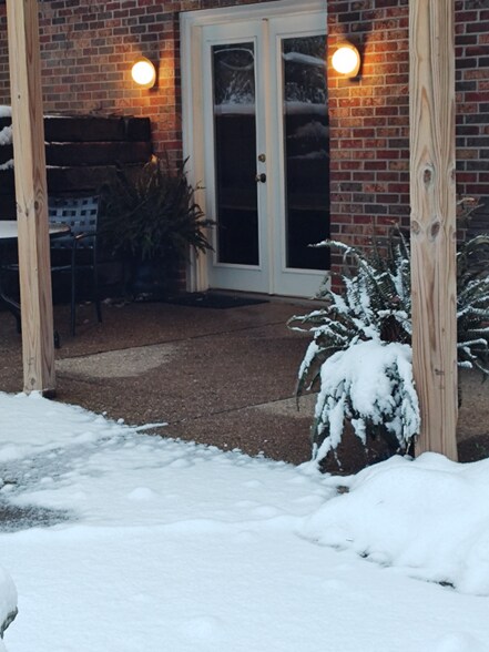 Building Photo - 5204 Roman Dr