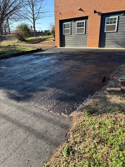 Plenty of off-street parking - 608 Glenpark Dr