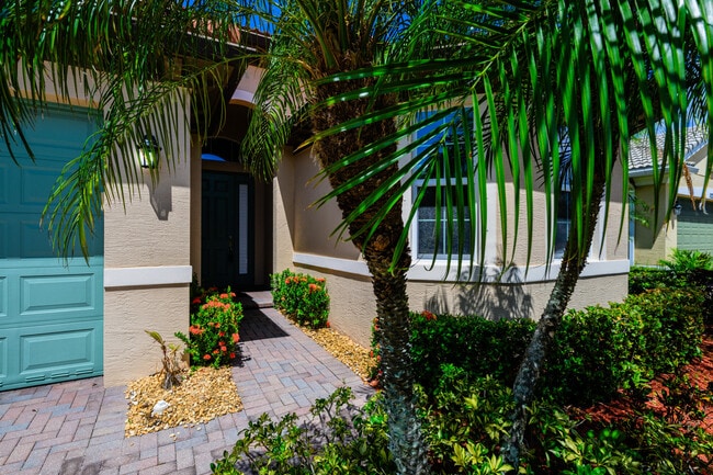 Building Photo - 11263 SW Barton Way