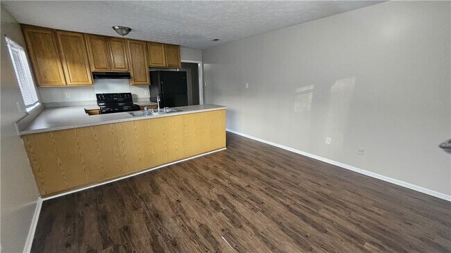 Building Photo - 2673 Stoneview Ct NW