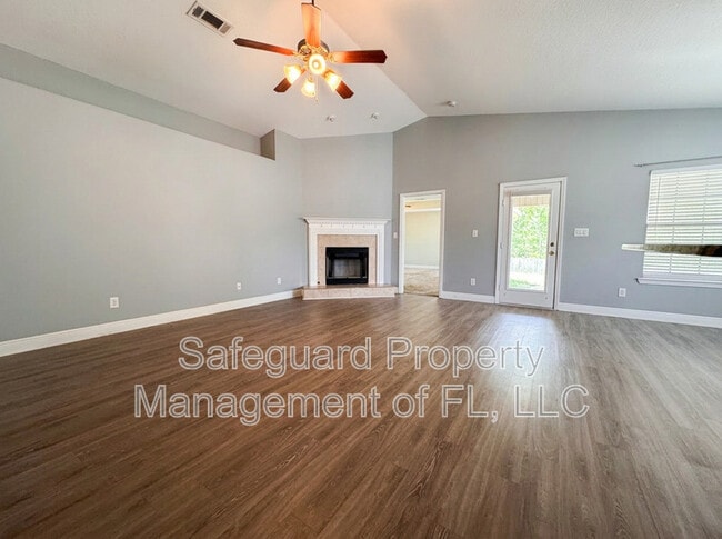 Building Photo - 9615 Laramie Dr