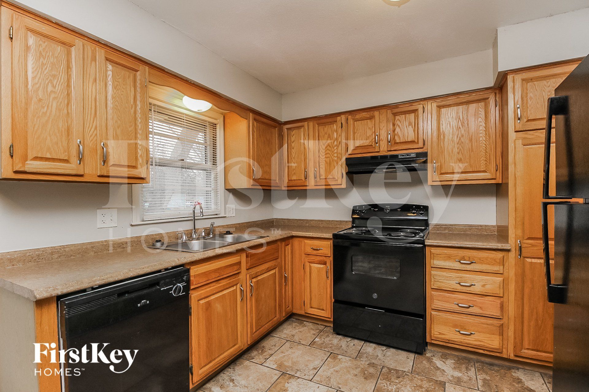 Building Photo - 9214 Farley Ave