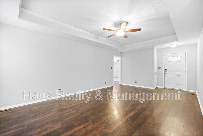 Building Photo - 3257 Veranda Cir