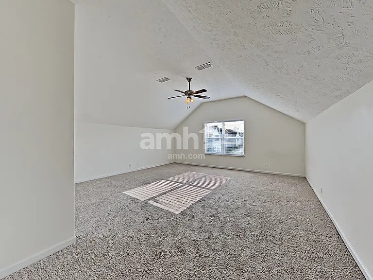 Building Photo - 1617 Ursuline Ln