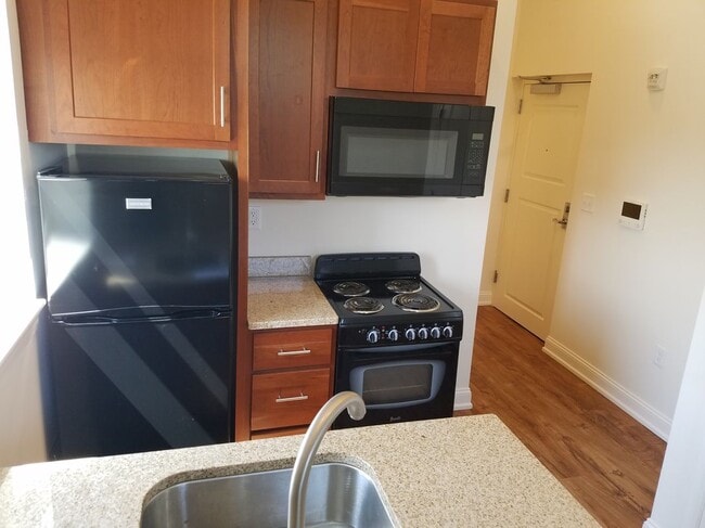 Building Photo - 591 Terrace Blvd