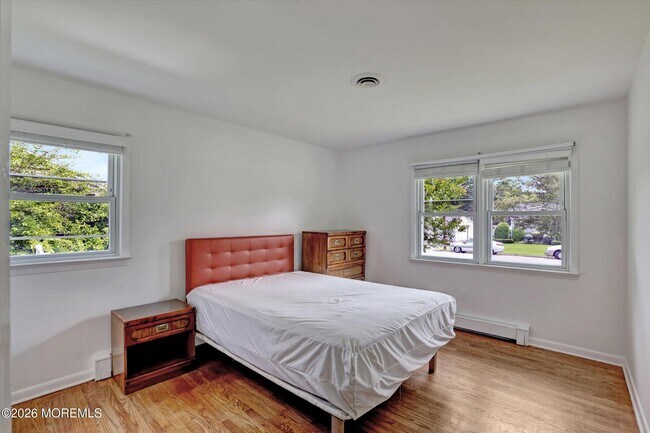 Building Photo - 125 Beechwood Ave