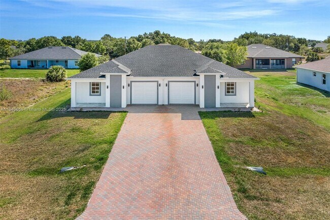 Primary Photo - 2516 Park Rd