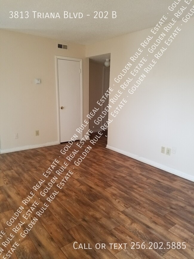 Building Photo - 3813 SW Triana Blvd