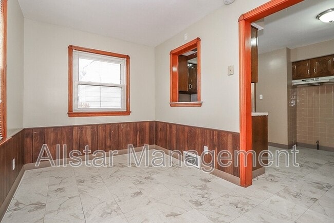 Building Photo - 6207 Gerald Ave