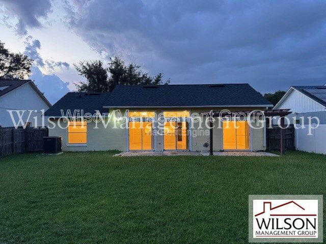 Building Photo - 12093 Blackheath Cir