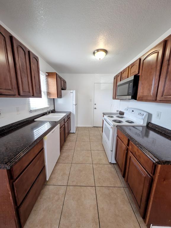 Building Photo - 806 McKinley St