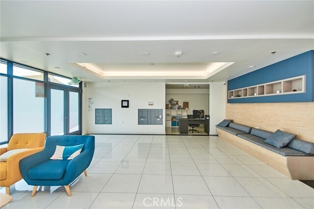 Building Photo - 820 S Wilton Pl