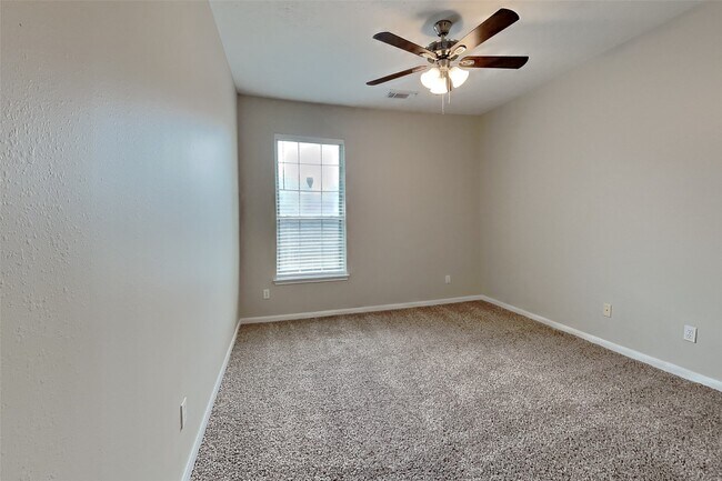 Building Photo - 11414 Oak Lake Glen Cir