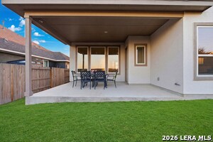 Building Photo - 3709 Pin Oak Hls
