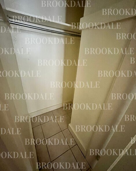 Building Photo - 157 Brookdale Ave