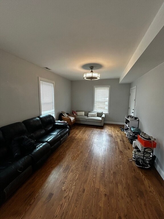 Building Photo - 89 Wachusett St