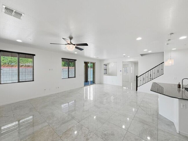 Building Photo - Beautiful North Phoenix Rental in a Prime Location!