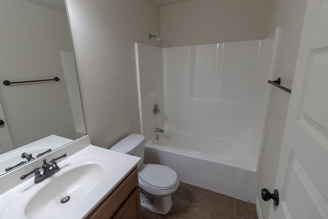 Building Photo - 4610 Dehaven Dr