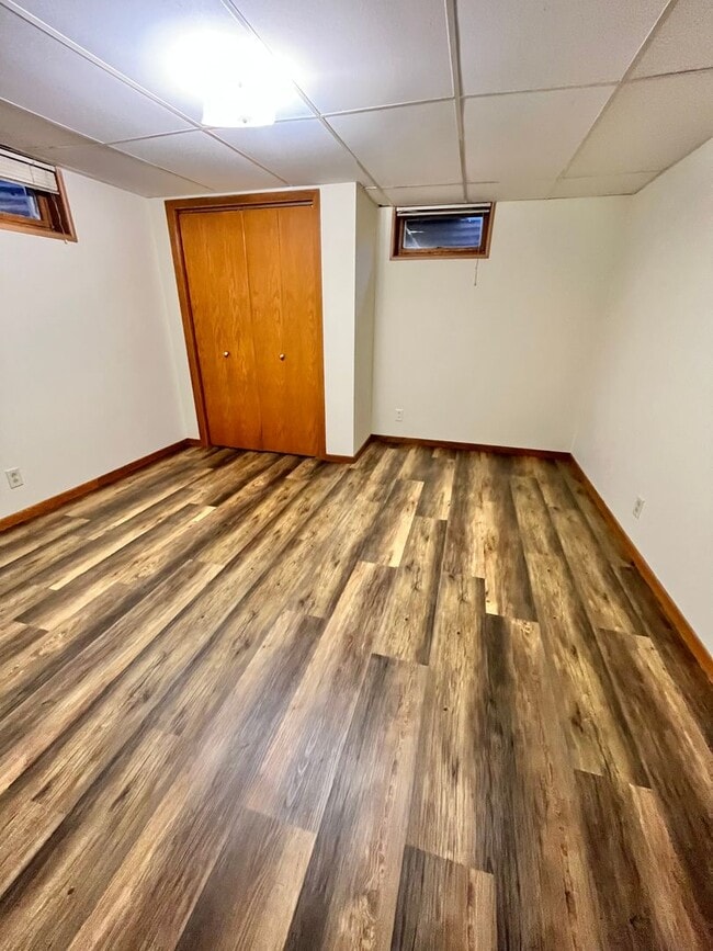 Building Photo - Large 3 Bed/2 Bath East Side Rental Home!