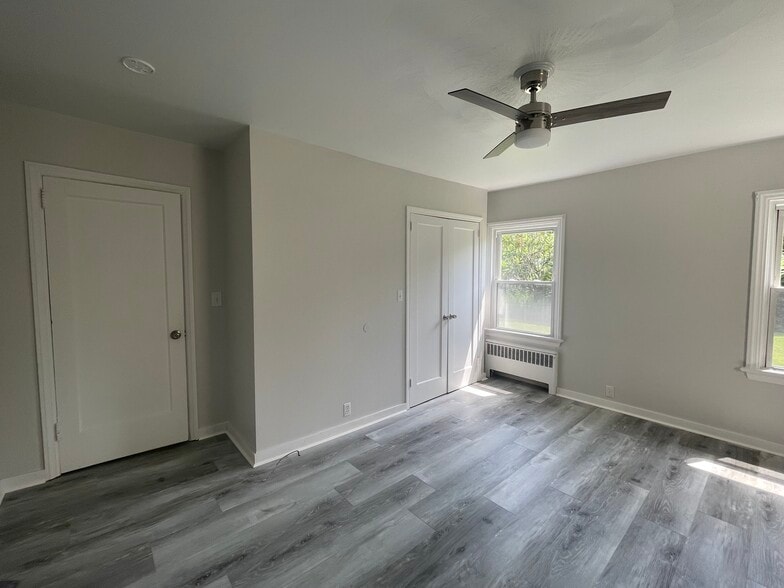 Master bedroom - 10334 Adirondack View Hts