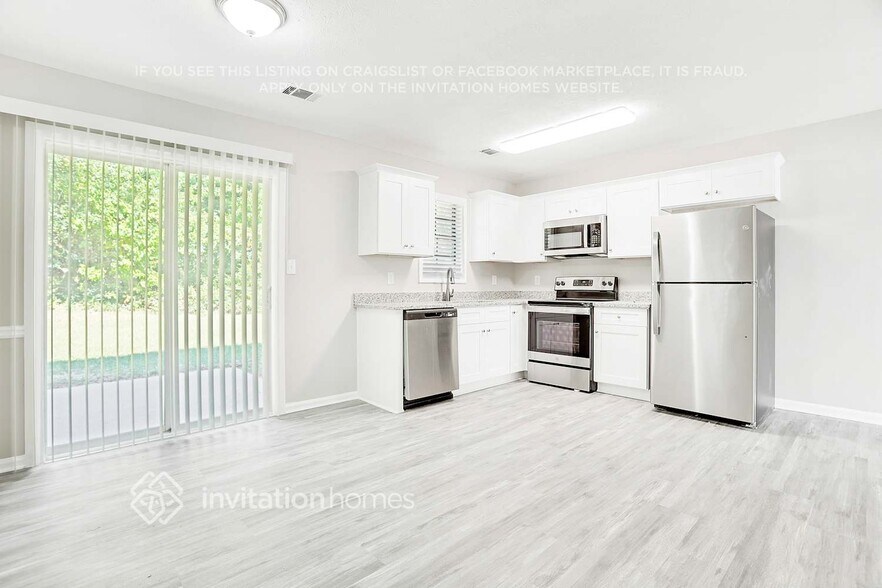 Building Photo - 791 Arbor Hill Dr