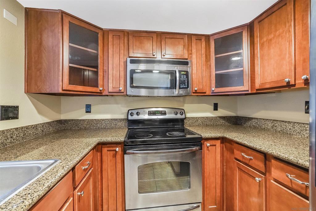 Building Photo - 15383 Maturin Dr