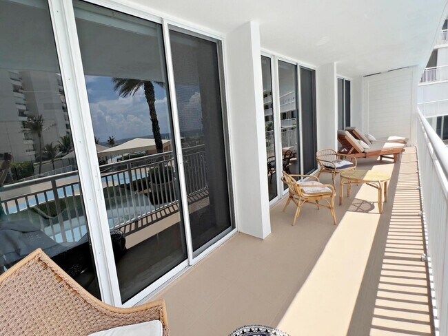 Building Photo - 3546 S Ocean Blvd