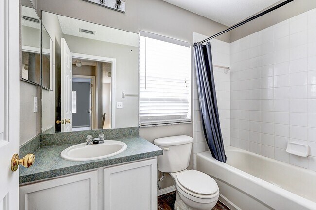 Building Photo - Prime Northwood Home on a Conservation Lot...