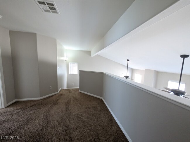 Building Photo - 9575 Belle Fountain Ave