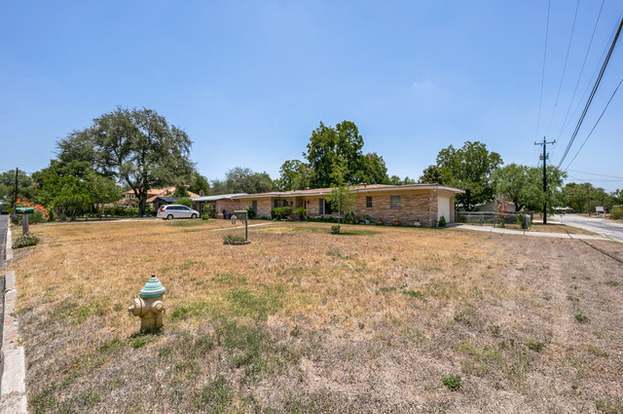 Building Photo - 600 Antler Dr