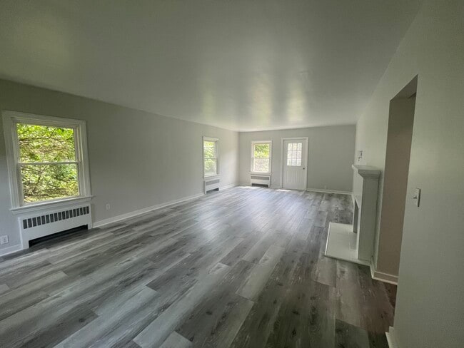 Building Photo - 10334 Adirondack View Hts