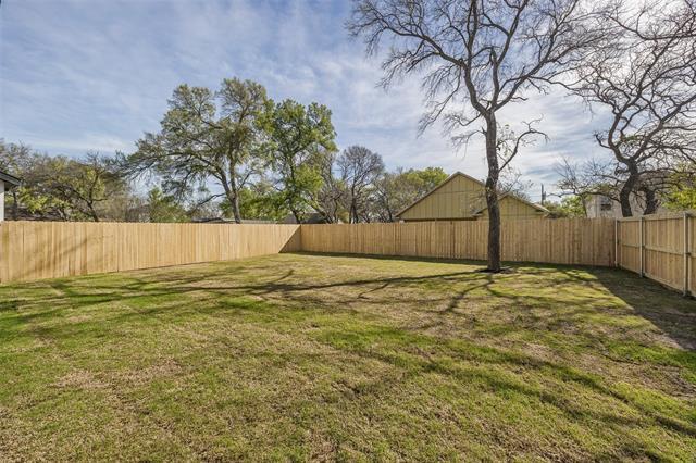 Building Photo - 3910 Harlingen St