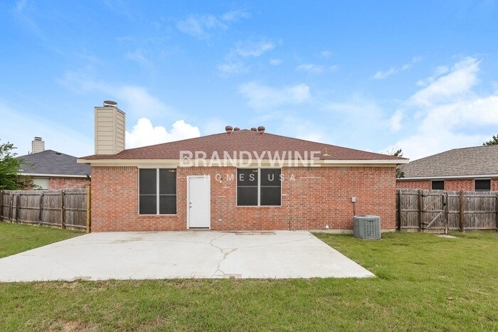 Building Photo - 1032 Buffalo Springs Dr