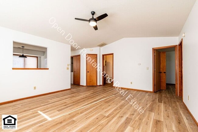 Building Photo - 1514 Fieldstone Dr