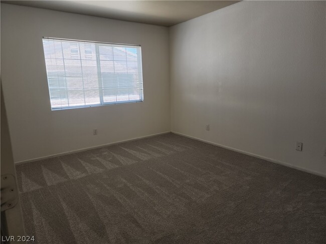 Building Photo - 8417 Sewards Bluff Ave
