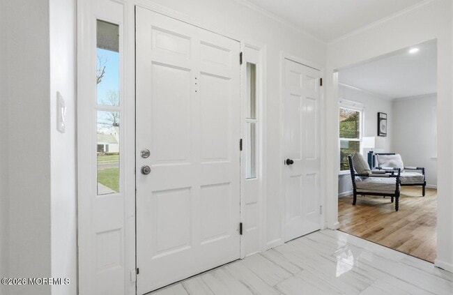 Building Photo - 600 N Edgemere Dr