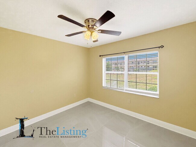 Building Photo - 5505 Hernandes Dr