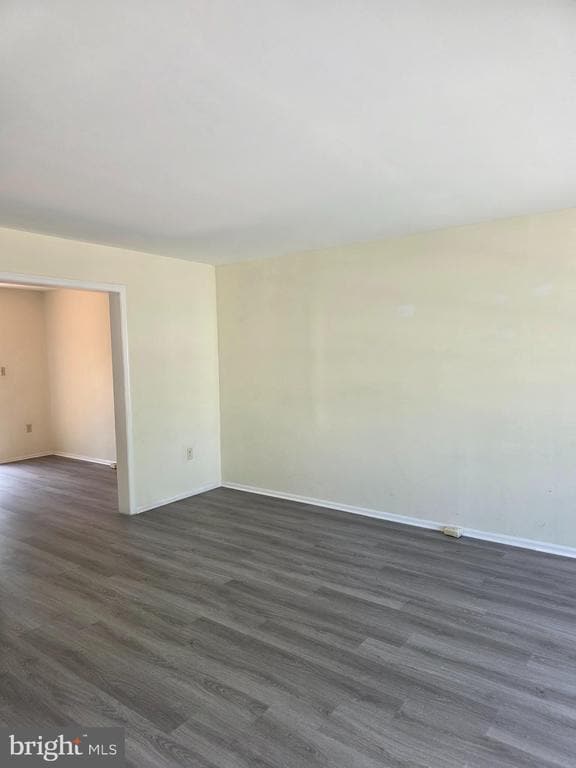 Building Photo - 13 Farland Way