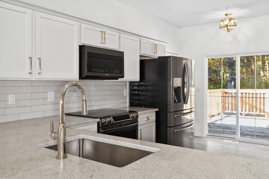 Building Photo - 104 Ivey Mountain Cv