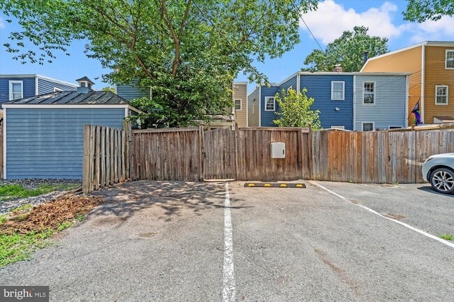 Building Photo - 406 N Payne St
