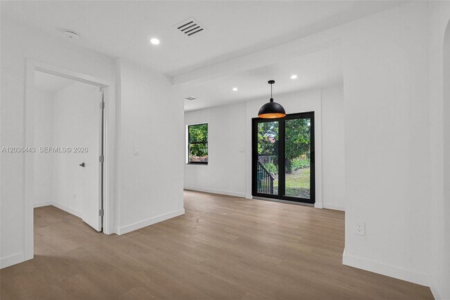 Building Photo - 81 NW 45th St