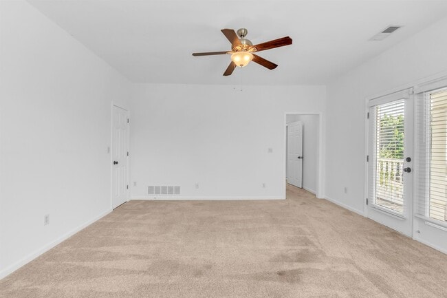 Building Photo - 176 Harbor Village Dr