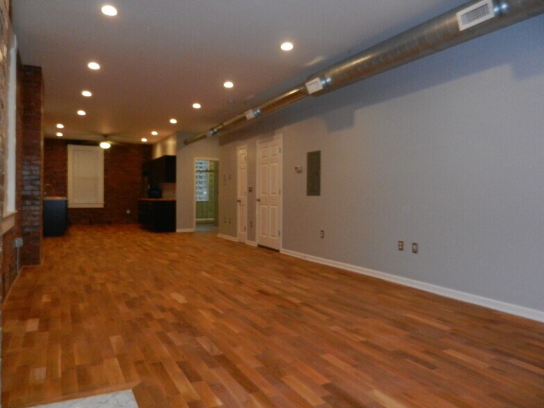 tons of open space - 657 Evergreen Rd