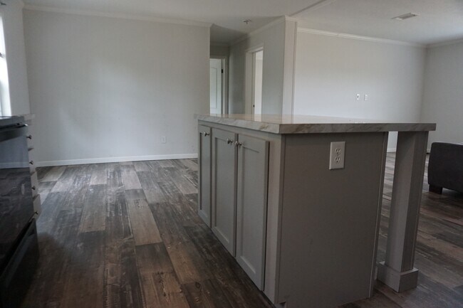 Building Photo - 4656 Eagle Way