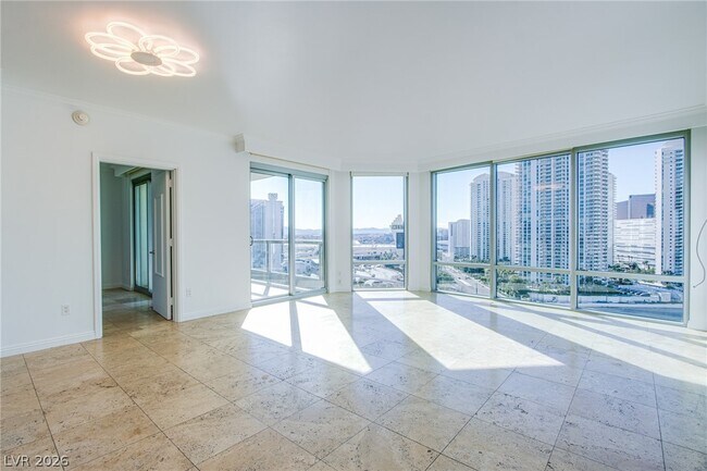 Building Photo - 222 Karen Ave